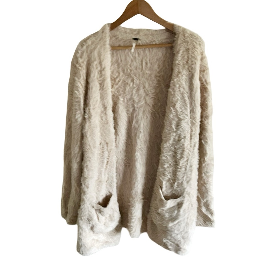 Free People Cream Soft Faux Fur Cardigan Oversized Small - Picture 6 of 15